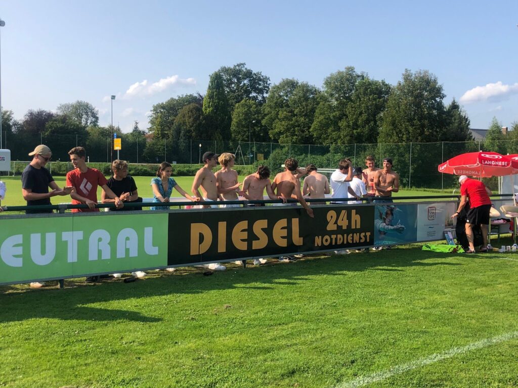MTV-Fans beim Spiel gegen Großhadern