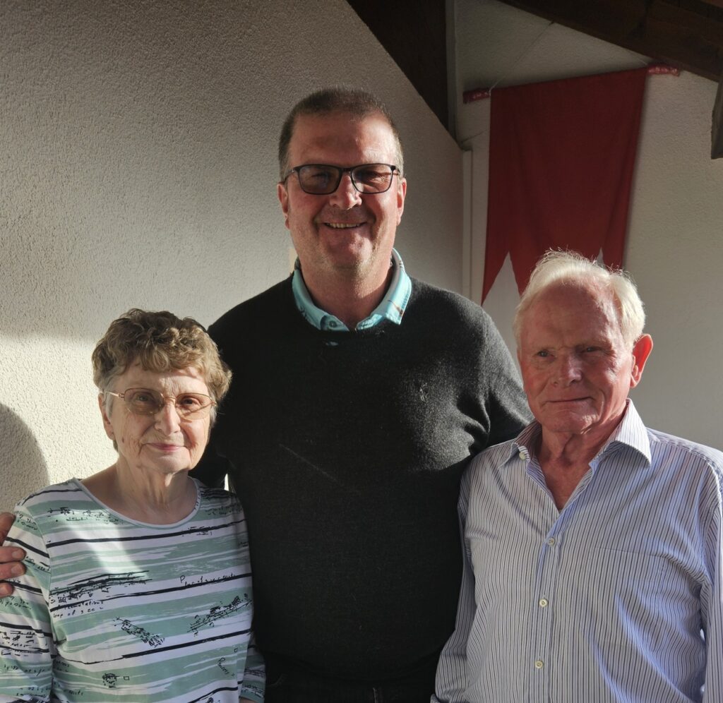 Ehrenmitglied Ferdl Ullrich feiert 80. Geburtstag - Maria Neumann feiert 90. Geburtstag - 1. Vorsitzender Andreas Hlavaty wurde 60. Jahre
